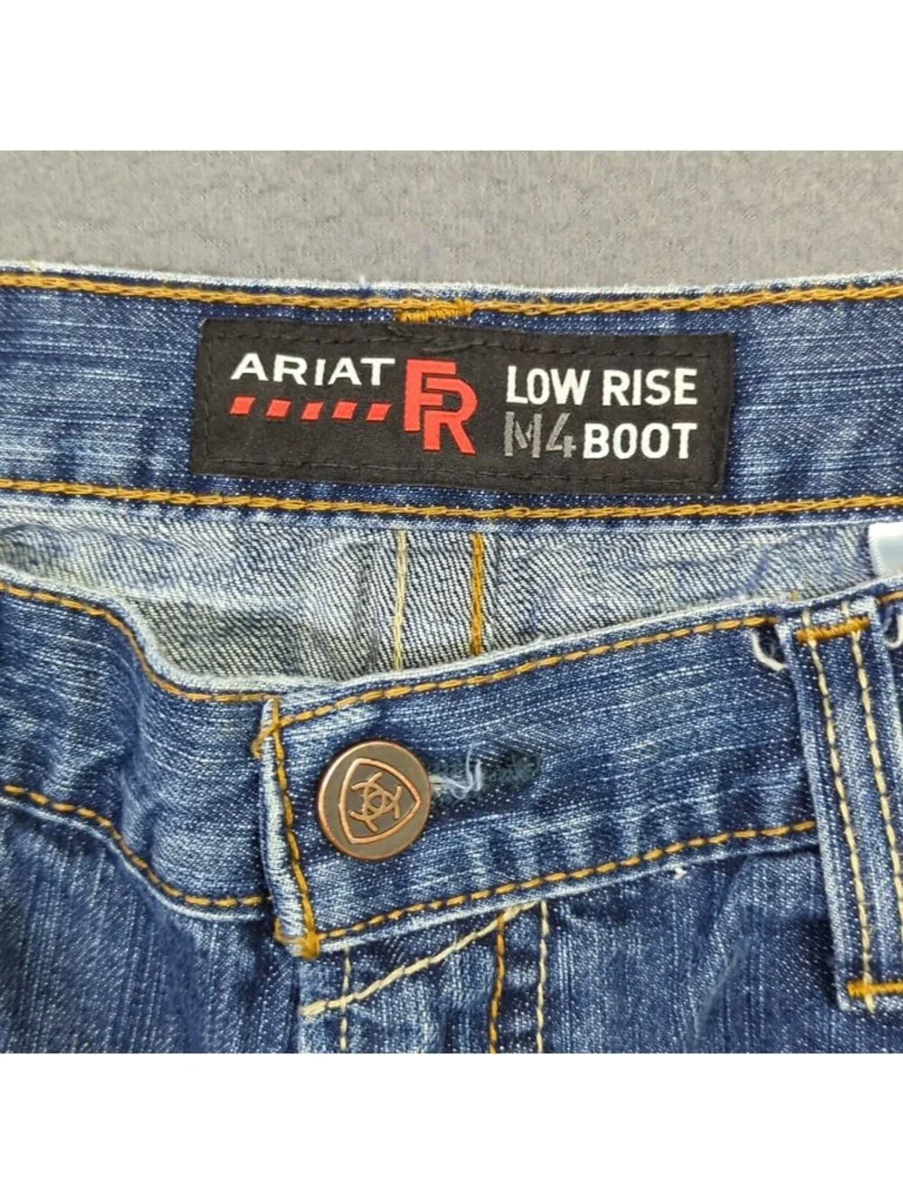 Ariat FR Jeans Mens 38x30 Fits 38x29 Blue M4 Relaxed Basic Boot Cut Denim Welder